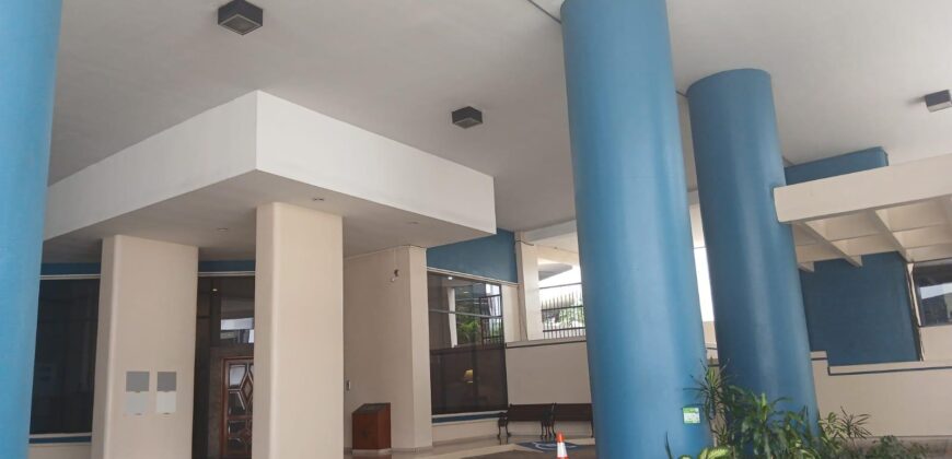 Vendo hermoso y céntrico apartamento en Marbella / Av. Balboa