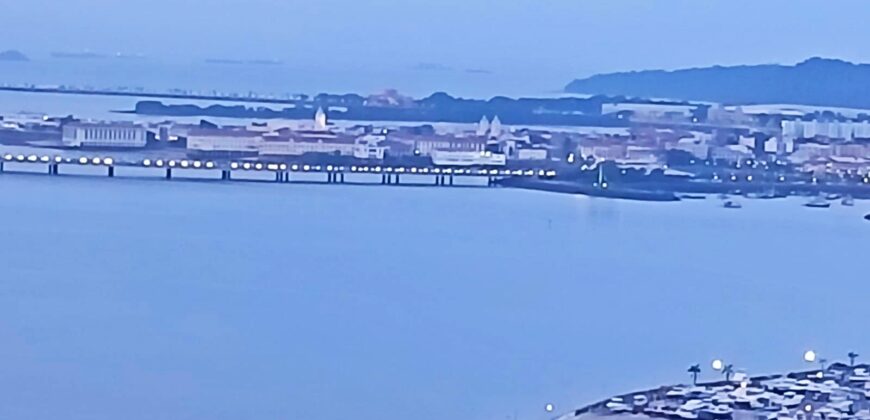 Vendo hermoso y céntrico apartamento en Marbella / Av. Balboa