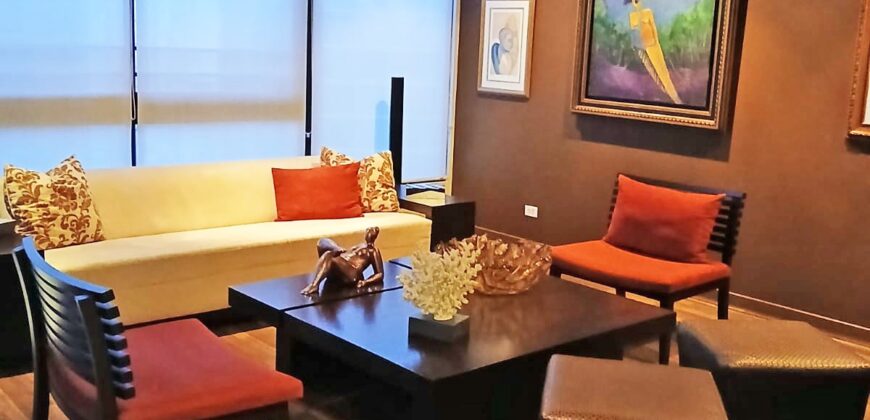 Vendo hermoso y céntrico apartamento en Marbella / Av. Balboa