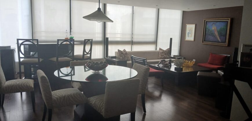 Vendo hermoso y céntrico apartamento en Marbella / Av. Balboa