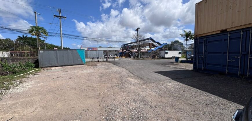 Alquiler de galera, oficina y amplio terreno de 4 mil metros aproximadamente