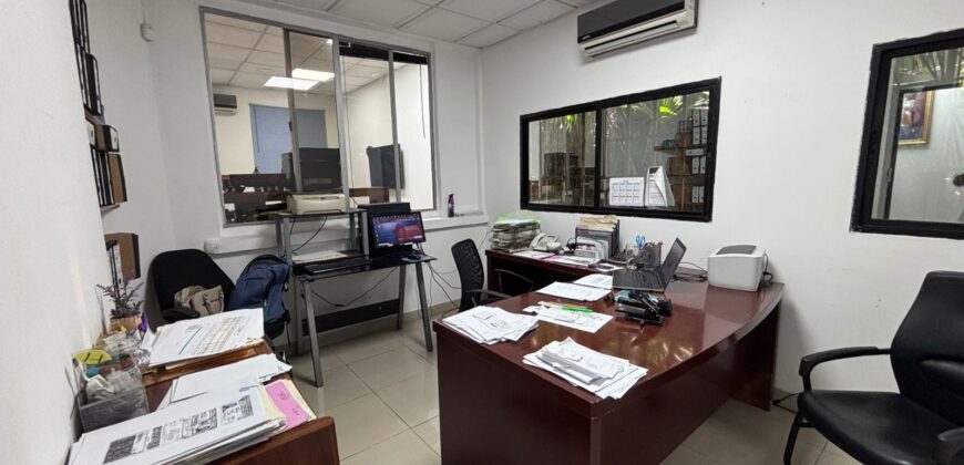 Alquiler de galera, oficina y amplio terreno de 4 mil metros aproximadamente