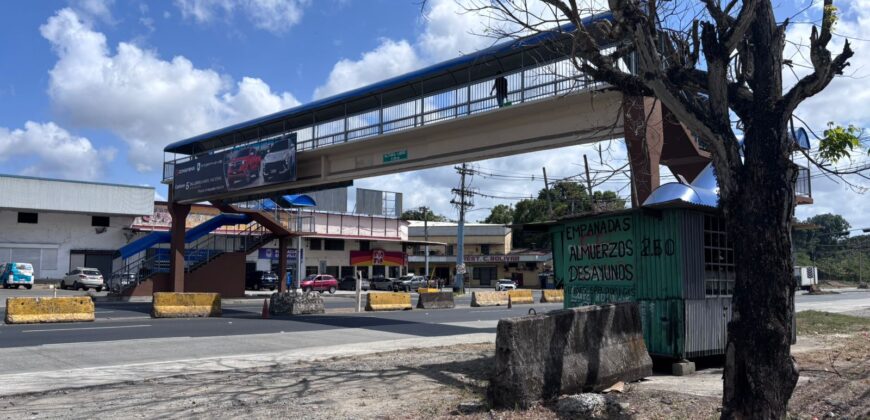 Alquiler de galera, oficina y amplio terreno de 4 mil metros aproximadamente