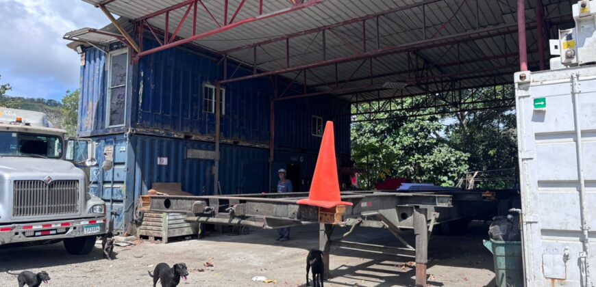 Vendo / alquilo terreno con galera en Las Cumbres, frente a carretera Transístmica