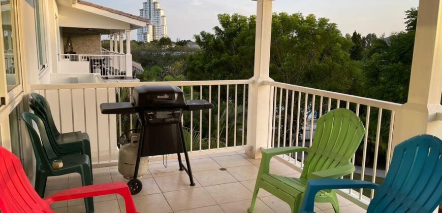 Alquilo cómodo apartamento en Bijao