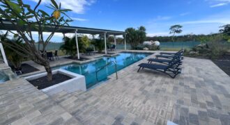 Alquilo espectacular casa con piscina en playa Punta Barco Viejo