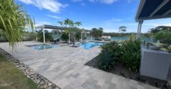 Alquilo espectacular casa con piscina en playa Punta Barco Viejo