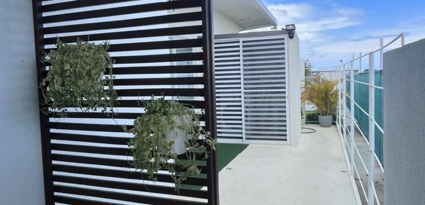 Alquilo espectacular casa con piscina en playa Punta Barco Viejo