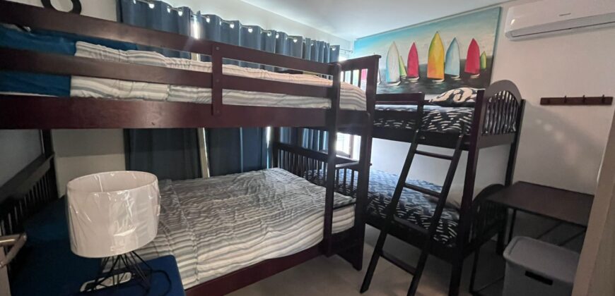 Alquilo espectacular casa con piscina en playa Punta Barco Viejo