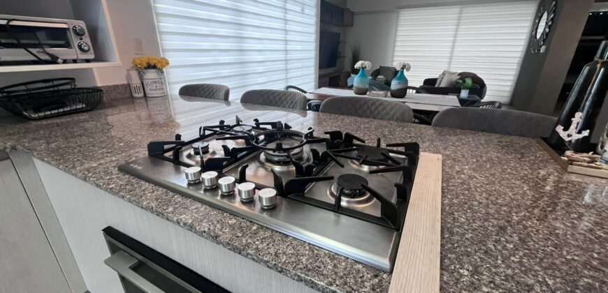 Alquilo espectacular casa con piscina en playa Punta Barco Viejo