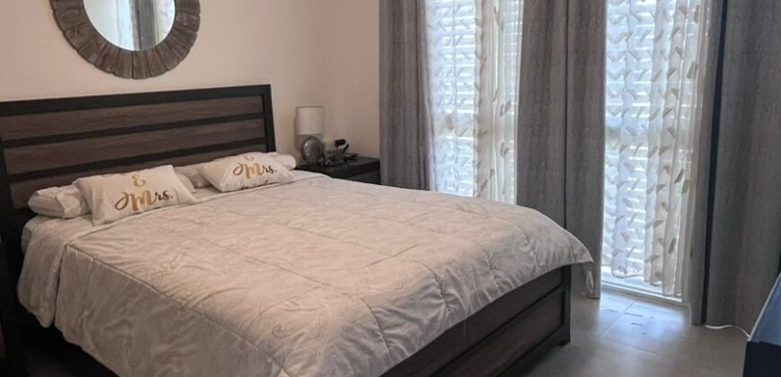 Alquilo espectacular casa con piscina en playa Punta Barco Viejo