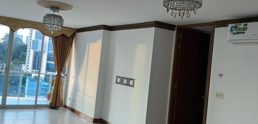 Alquilo apartamento hermoso y céntrico en El Cangrejo (PH Mont Royale – El Cangrejo) 