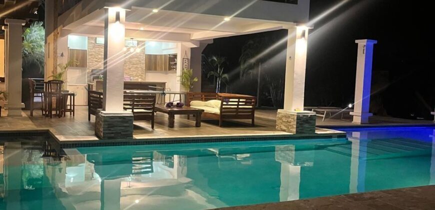 Alquilo casa de playa totalmente amoblada en Rio Mar.