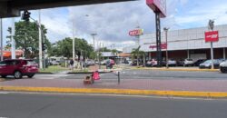 Alquilo local comercial en la entrada de Chanis sobre la Cincuentenario Alquilo local comercial en la entrada de Chanis sobre la Cincuentenario