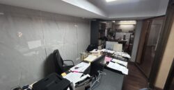 Vendo Local Comercial de 2 niveles sobre Tumba Muerto a nivel de calle