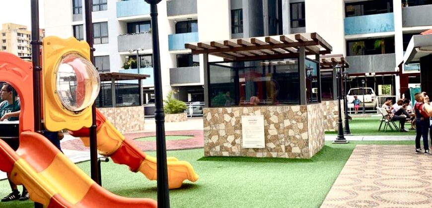 Alquilo céntrico y amplio apartamento amoblado en Condado del Rey