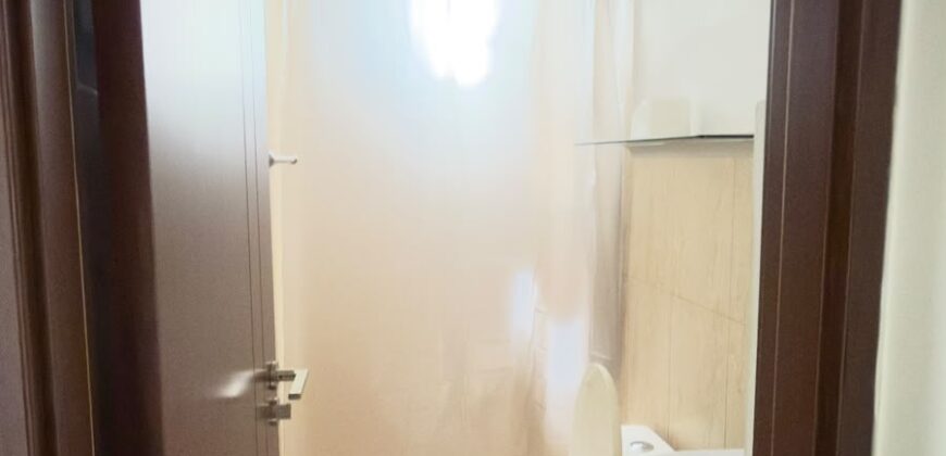 Alquilo céntrico y amplio apartamento amoblado en Condado del Rey