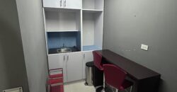 Vendo Local Comercial de 2 niveles sobre Tumba Muerto a nivel de calle