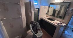 Vendo céntrica casa en equina en La Locería