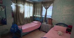 Vendo céntrica casa en equina en La Locería