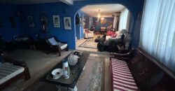 Vendo céntrica casa en equina en La Locería