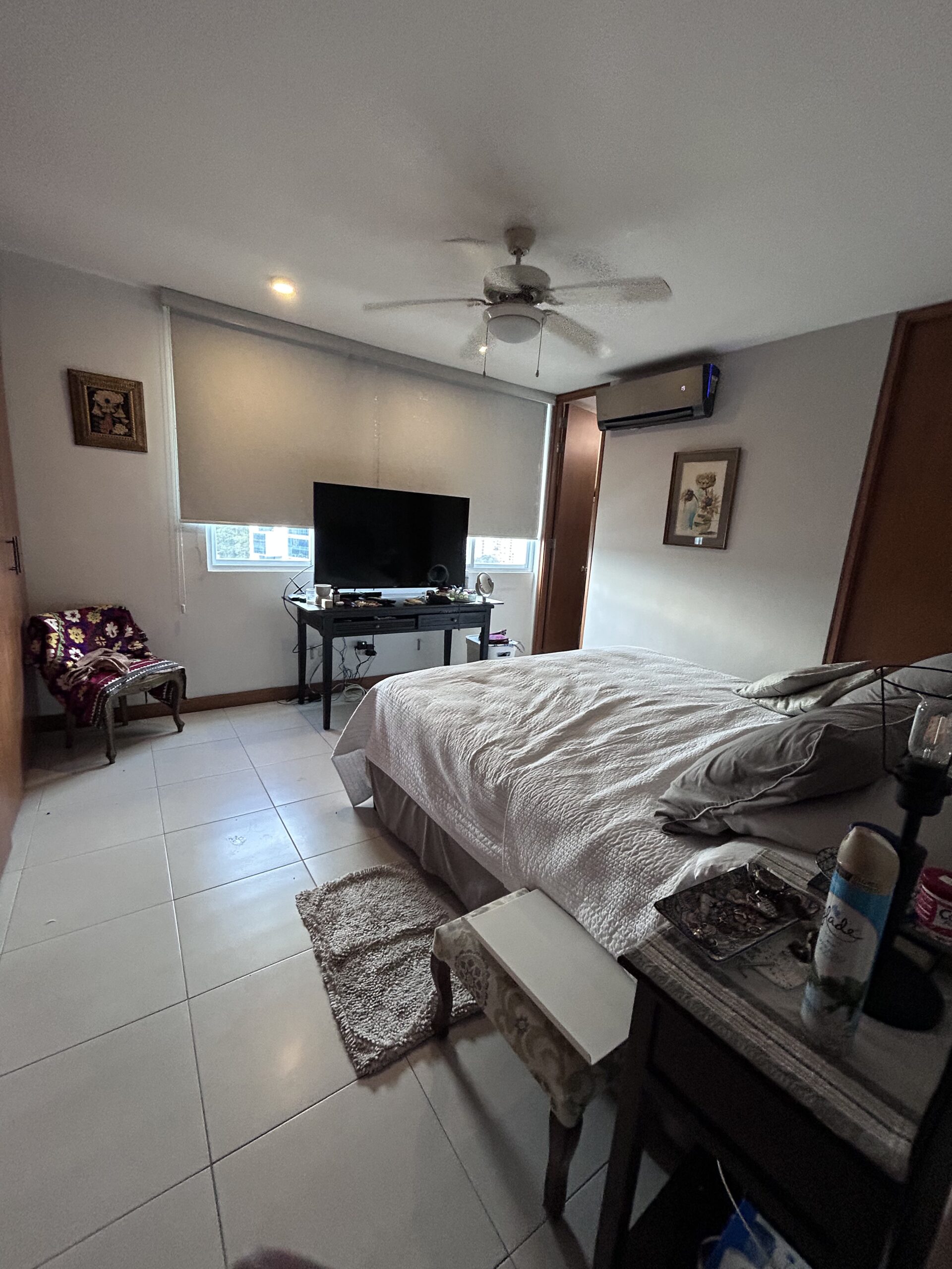 Vendo hermoso, céntrico y amplio apartamento en El Cangrejo